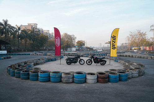  Get Ready to Rev Up with Jawa Yezdi Nomads Street Rush