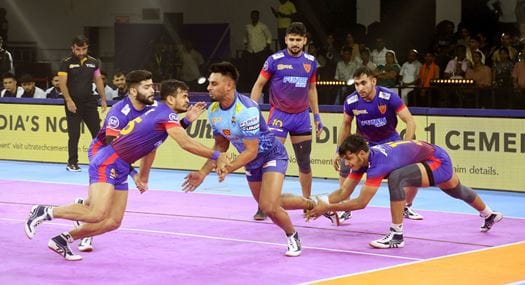  Naveen surpasses 1000 raid points as Dabang Delhi K.C. register convincing victory